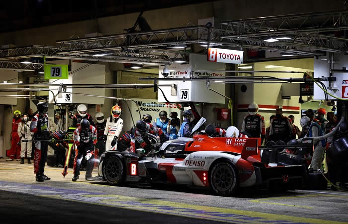 denso toyota gazoo le mans 03